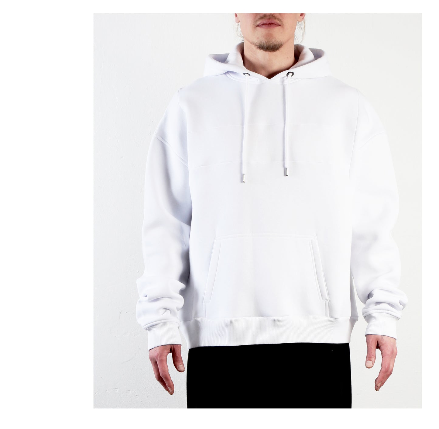 Classic Hoodie  15-2003 man white