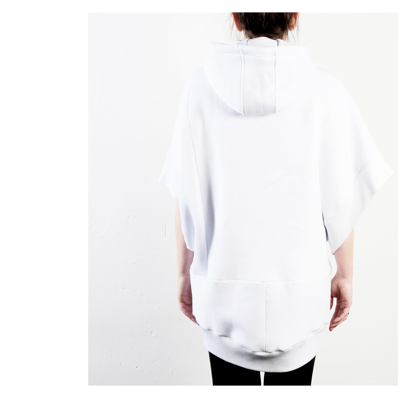 Poncho Hoodie 15-2004 woman white