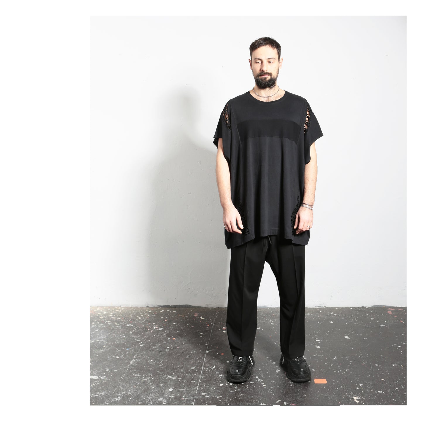 Tunuk T-Shirt Distressed 16-1001  man black