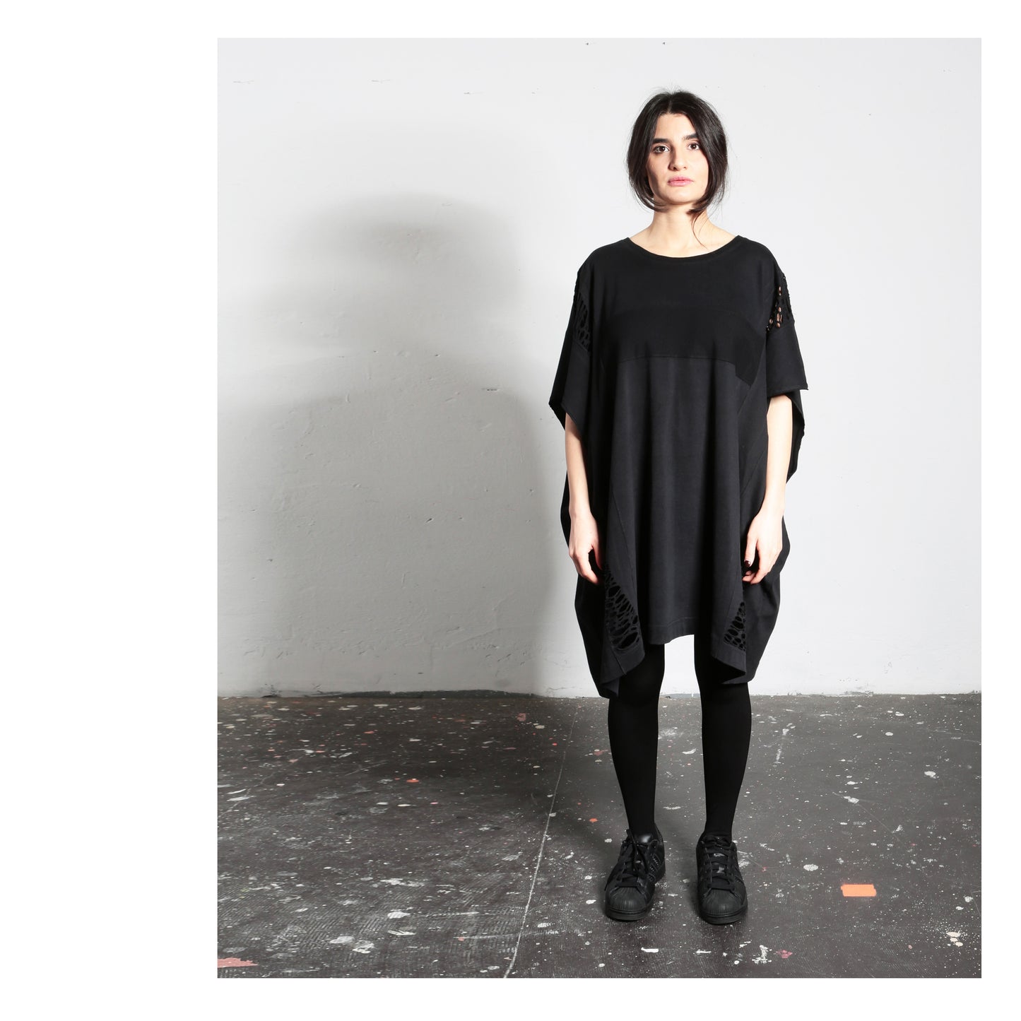 Tunuk T-Shirt Distressed 16-1001  woman black