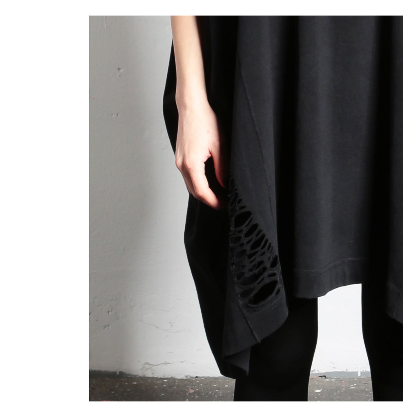 Tunuk T-Shirt Distressed 16-1001  woman black