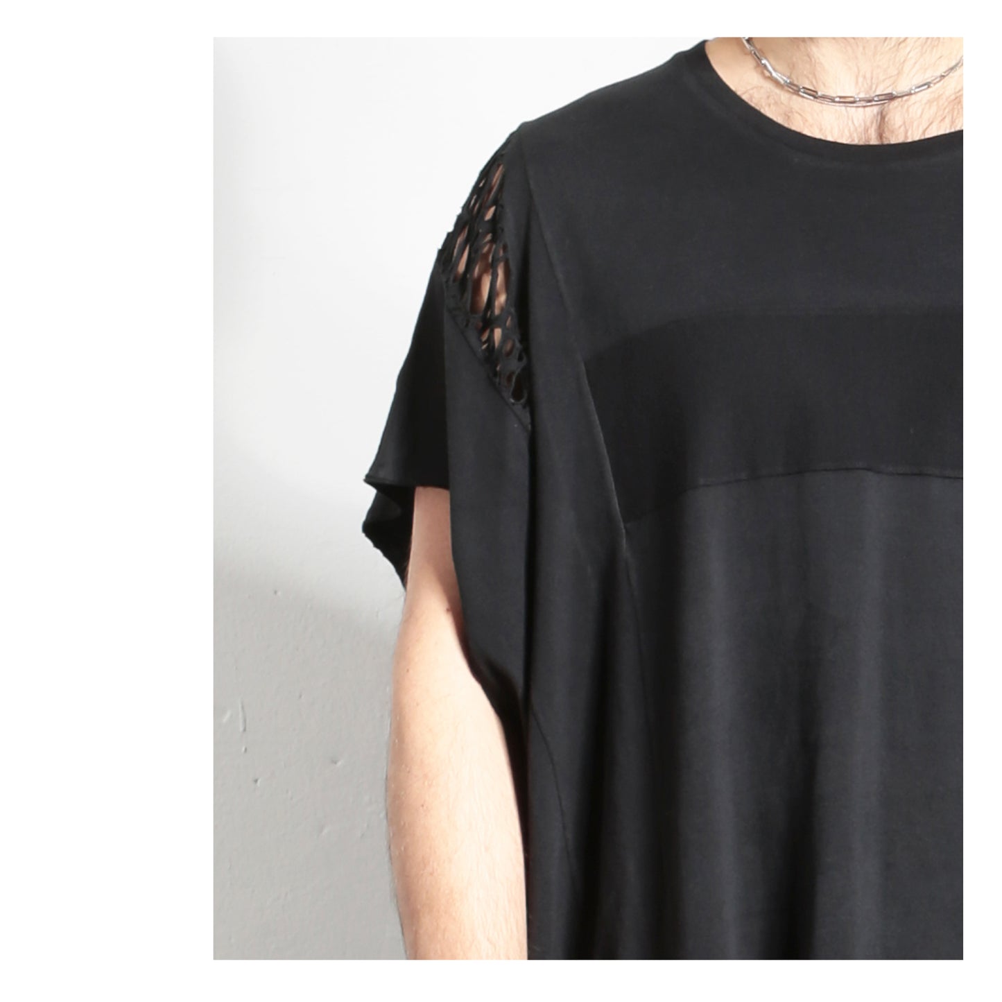 Tunuk T-Shirt Distressed 16-1001  man black